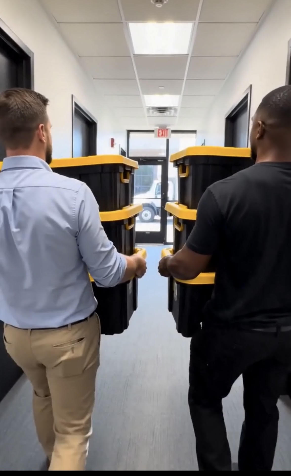 Nice Totes commercial office move